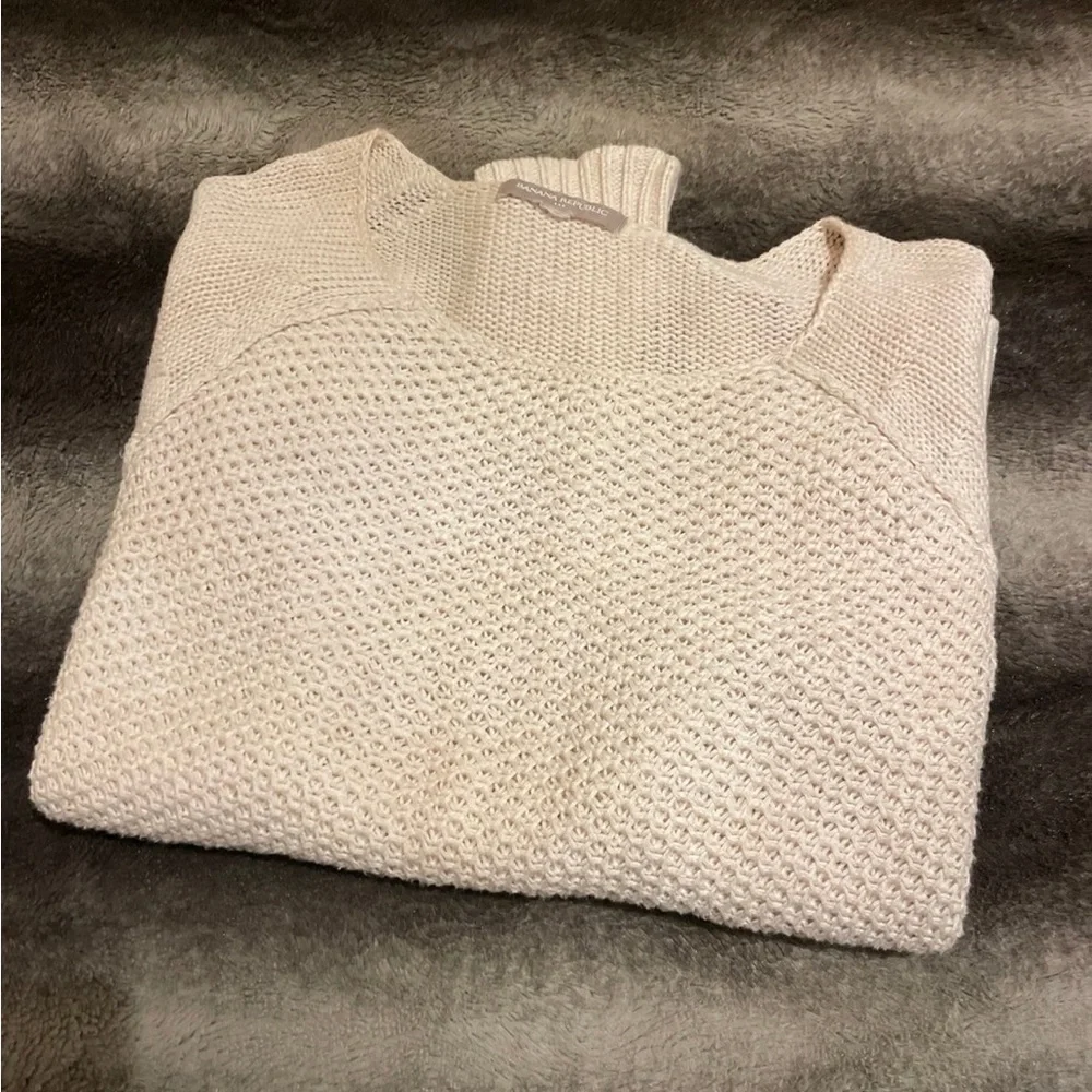Banana Republic Sweater M size Cream Ivory - Picture 5 of 7
